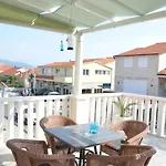 Apartmani Orebic Apartment *